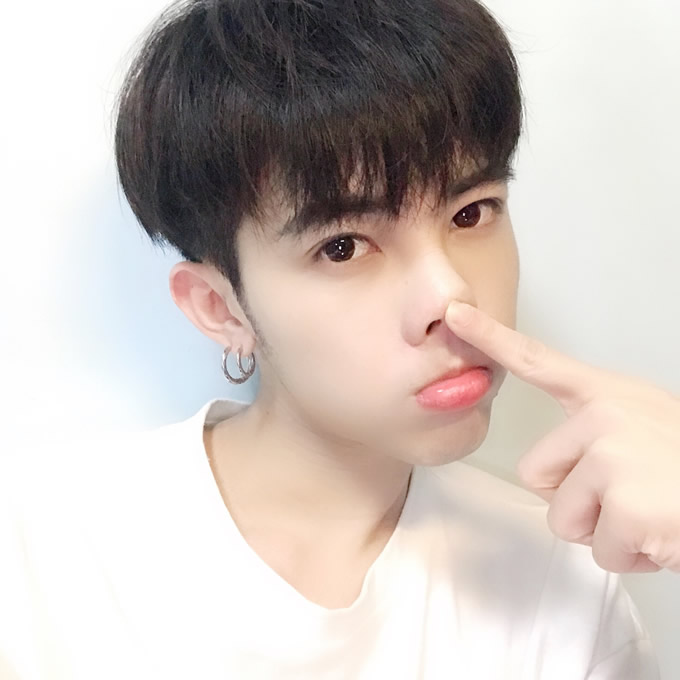 全网好看的男生头像图片