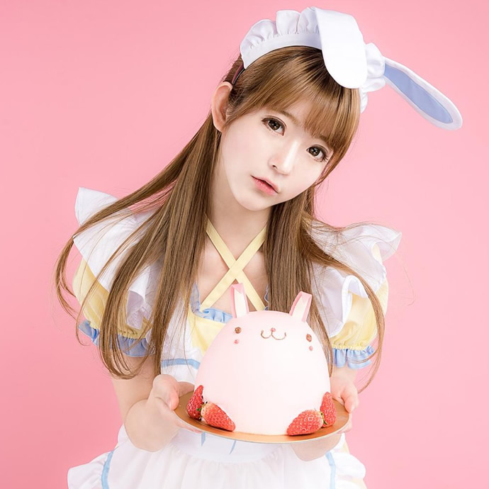 2025甜美女人微信头像图片