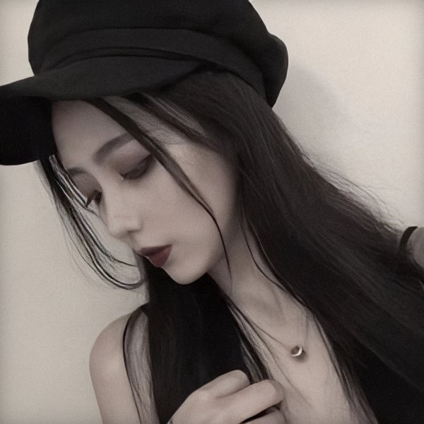 帅气撩人高冷女生头像