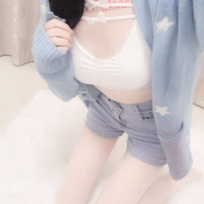 qq头像女部位胸前高清图片