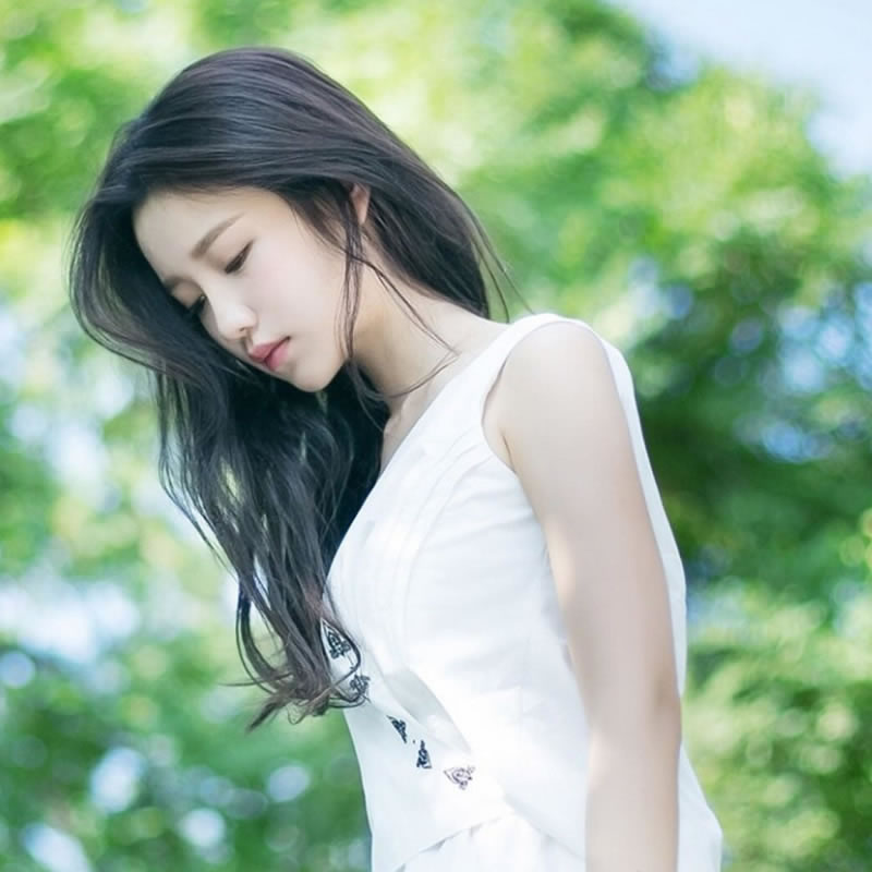 清新文艺唯美图片女生头像