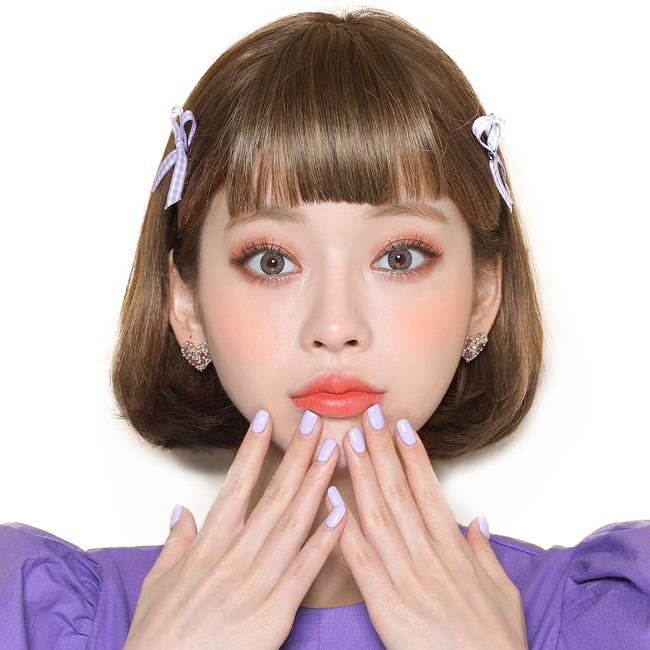 2025甜美女人微信头像图片