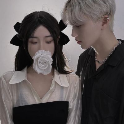 青春靓丽型情侣头像