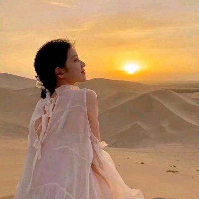 低调成熟微信情侣头像真人图片
