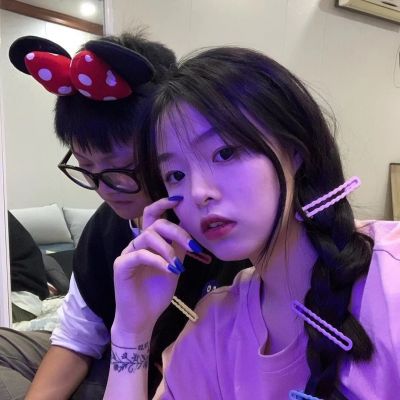 青春靓丽型情侣头像