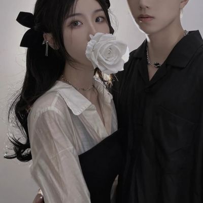 青春靓丽型情侣头像