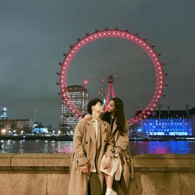 2025最火时尚情侣头像