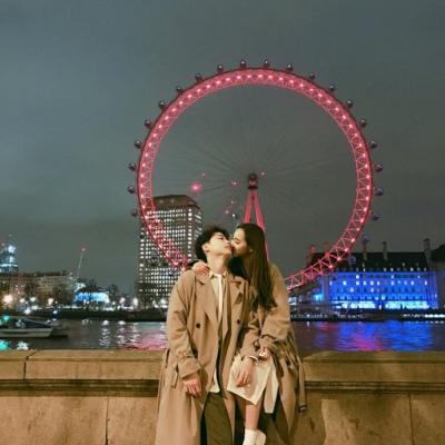 2025最火时尚情侣头像