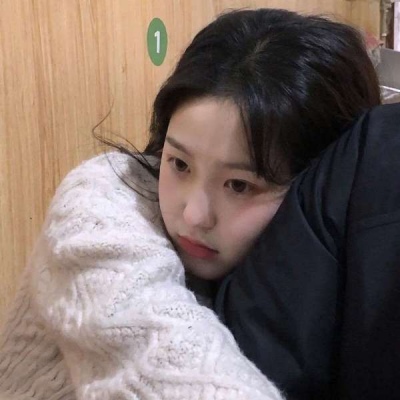 微信甜蜜情侣头像一人一半真人图片