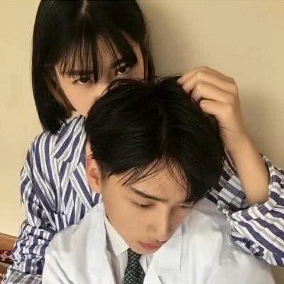 真人男女朋友夫妻微信头像一左一右