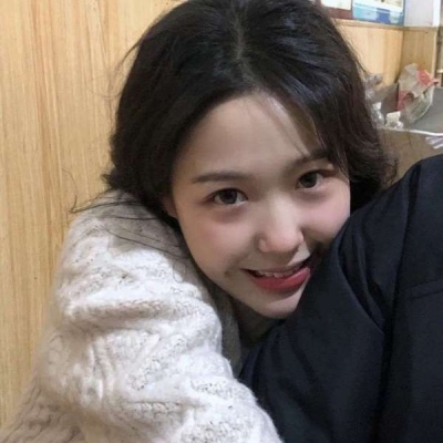 微信甜蜜情侣头像一人一半真人图片