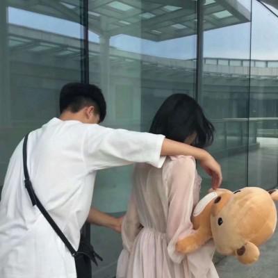 2025微信好看的情侣头像看不出来的一对两张