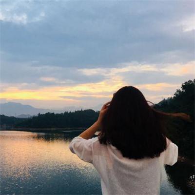 微信一男一女时尚潮流情侣头像图片