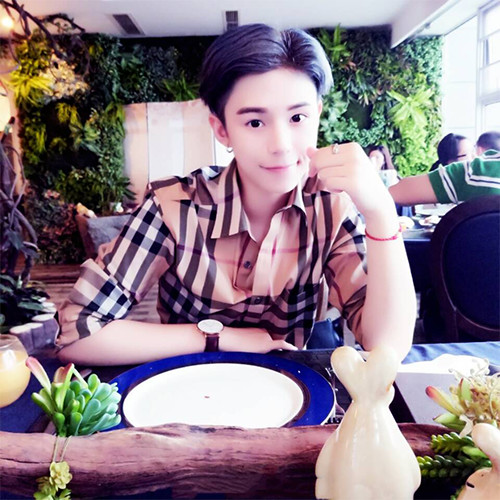 情侣头像真人版单人一男一女图片