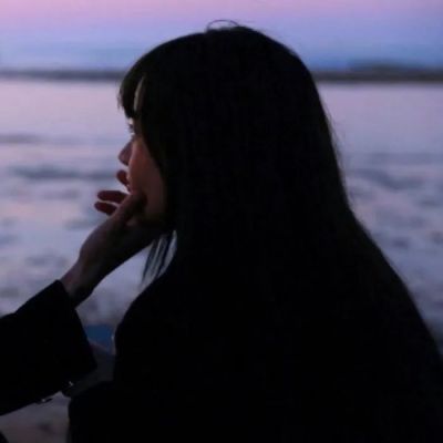 qq情头情侣双人真人两张
