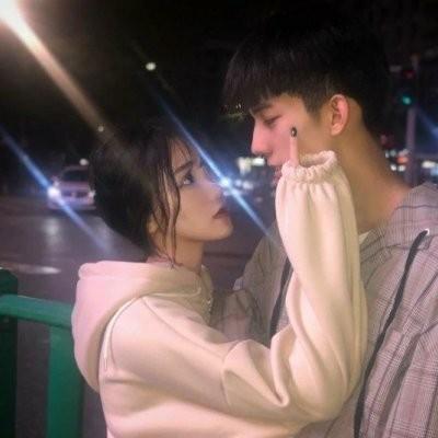 情侣头像微信一对两张高清图片
