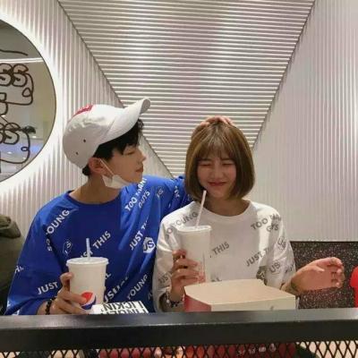 2025最好看的情侣头像 小清新唯美两个人的合照