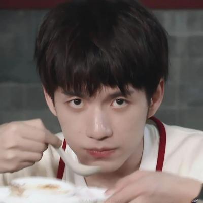 2025超稀有男生头像