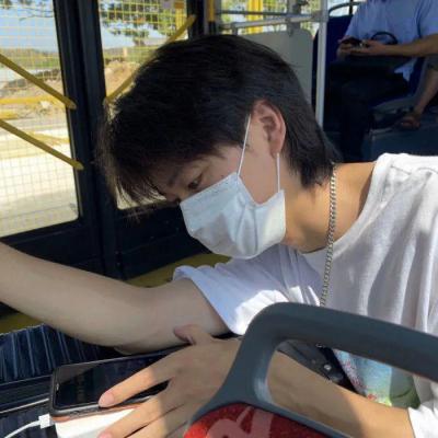 2025超稀有男生头像