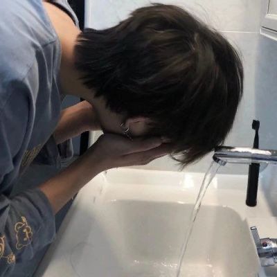 头像男生2025最火