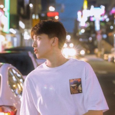 经典高大上成熟稳重男生帅气微信头像