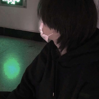 微信丧系真人高清男生头像