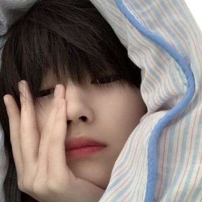 微信吸引女孩子的真人男生头像