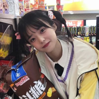 2025彰显个性魅力的微信头像女