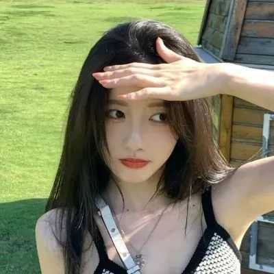 2025彰显个性魅力的微信头像女
