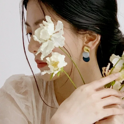 2025最潮最火女生头像，意境又唯美的女生真的好看