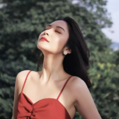 2025最潮最火女生头像，意境又唯美的女生真的好看