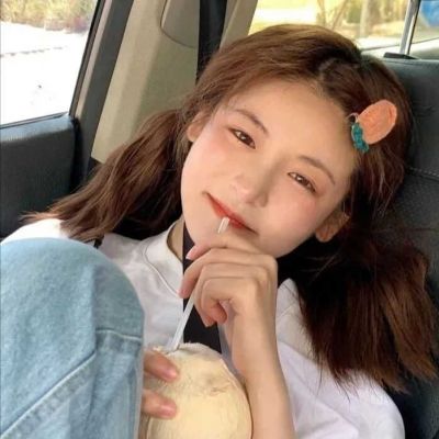 2025彰显个性魅力的微信头像女