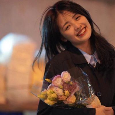 2025最潮最火女生头像，意境又唯美的女生真的好看