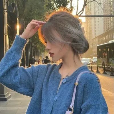 2025最潮最火女生头像，意境又唯美的女生真的好看