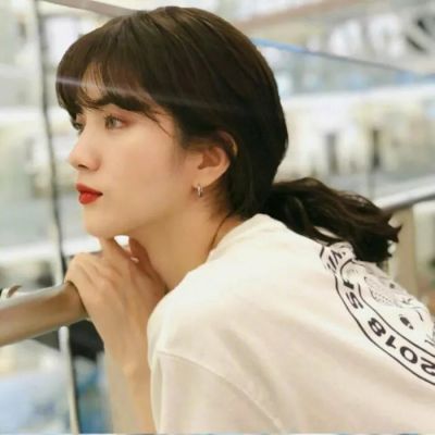2025最潮最火女生头像，意境又唯美的女生真的好看