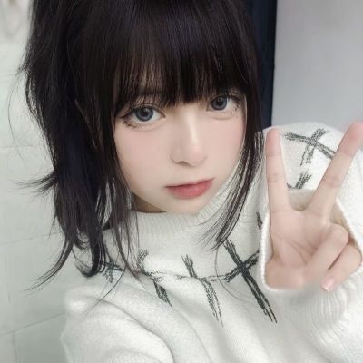 2025独一无二头像唯美小众女生头像真人