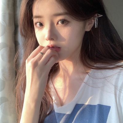 2025彰显个性魅力的微信头像女