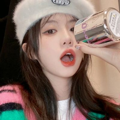 2025新款超酷个性高清微信女生头像