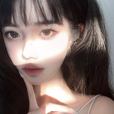 2025彰显个性魅力的微信头像女