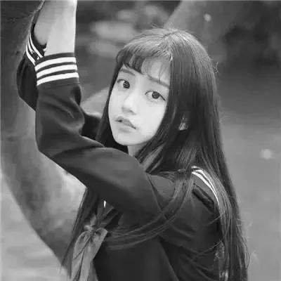 2025微信女生高冷伤感头像