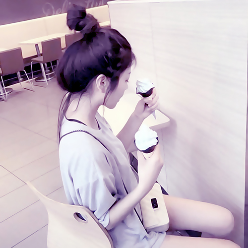 好看的高清美女头像图片 让我们2025魅力来袭