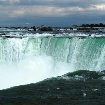 招财瀑布流水微信头像