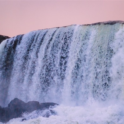 招财瀑布流水微信头像