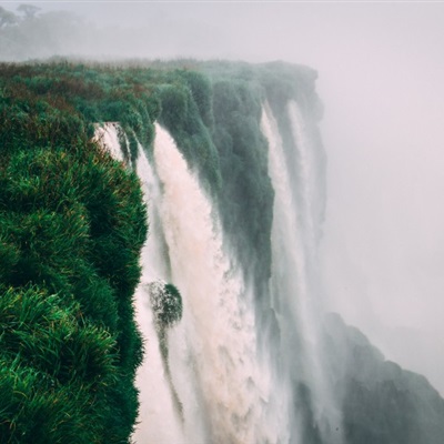 招财瀑布流水微信头像