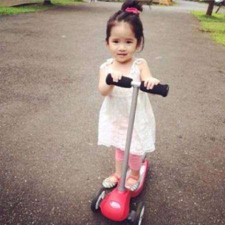 2025最新情侣头可爱萌小孩子一男一女图片