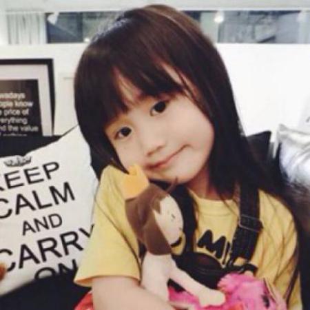 2025最新情侣头可爱萌小孩子一男一女图片