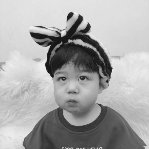 黑白男头高冷系图片