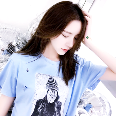 2025唯美两闺蜜头像一人一张真人图片