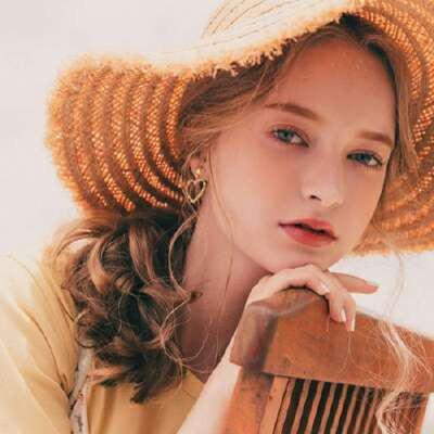 ins超火欧美女生头像图片