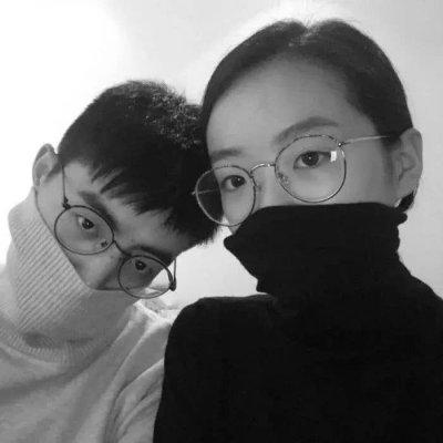 甜蜜浪漫的一对两张双人黑白情头